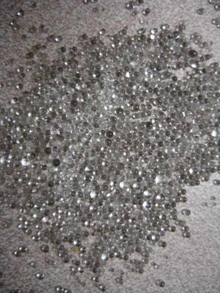 File:TRF PQL PM PHOT Potters P-18Beads Macro.JPG