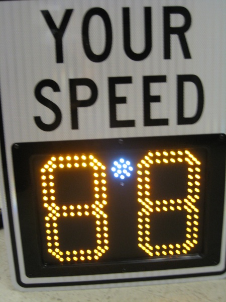 File:TRF PQL PS PHOT Tapco DriverFeedbackSign Operational.JPG