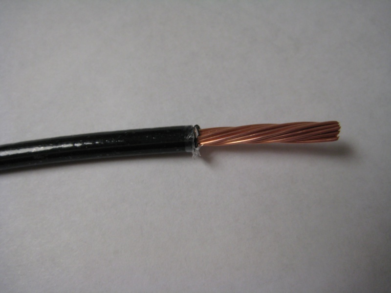 File:TRF PQL SL PHOT UnitedCopperInd PoleCable EndView.JPG