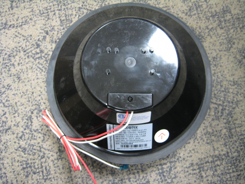 File:TRF PQL TS PHOT Leotek LEDRed Arrow Back.JPG